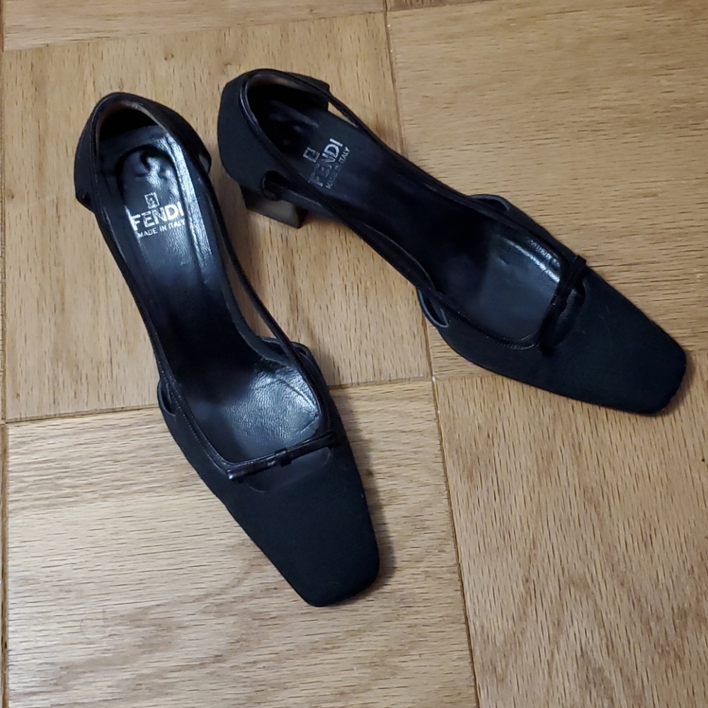 Fendi Black Slingback Low Heel Pumps - Picture 2 of 12